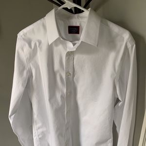 Untuckit white button-down, long-sleeve, write